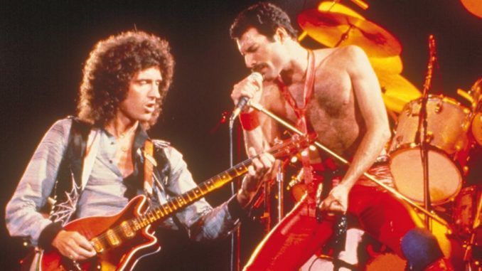 Queen Freddie Mercury Brian May 1980 The Game