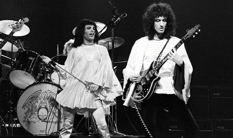 freddie mercury brian may rainbow queen